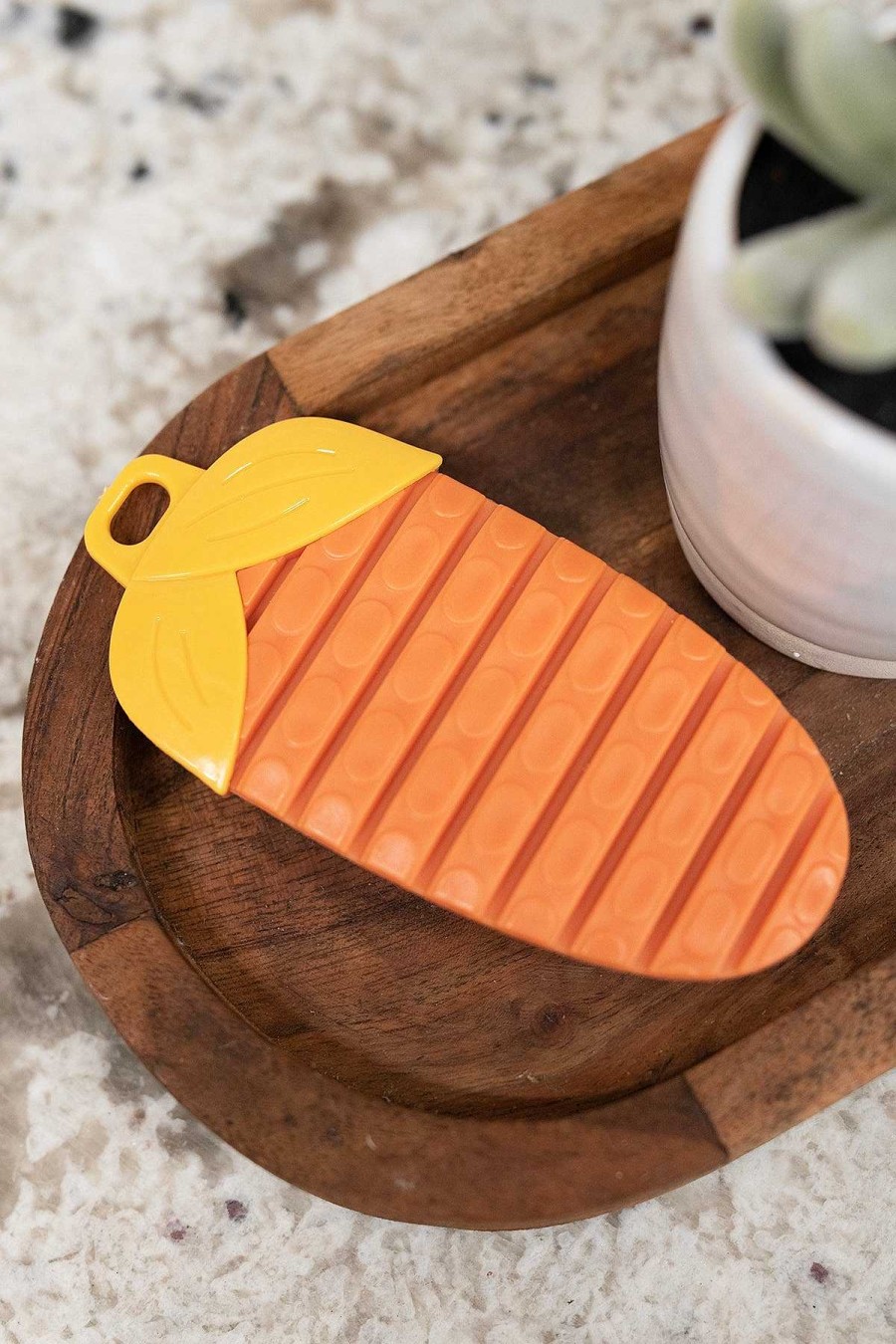 Home Decor LDW Sale | Cutie Carrot Kitchen Scrubber (Ships In 1-2 Weeks)