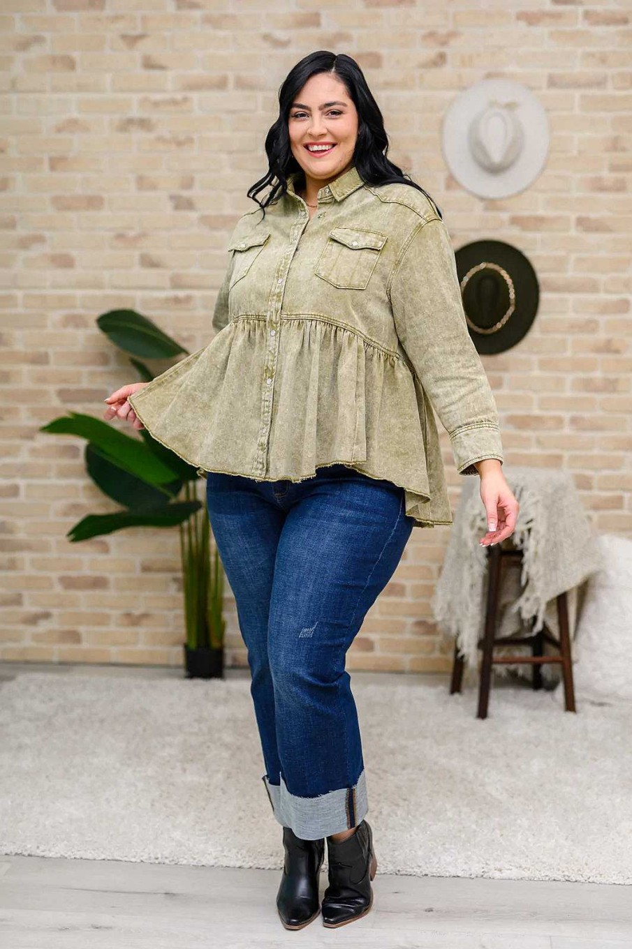 Clothing Ave Shops Denim | Green Tea Button Up Long Sleeve Top In Olive