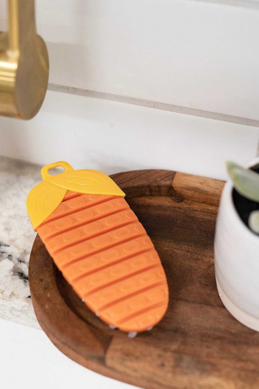 Home Decor LDW Sale | Cutie Carrot Kitchen Scrubber (Ships In 1-2 Weeks)