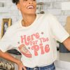 Clothing LHFourth Graphic Tees | Here For The Pie Graphic T-Shirt In Cream