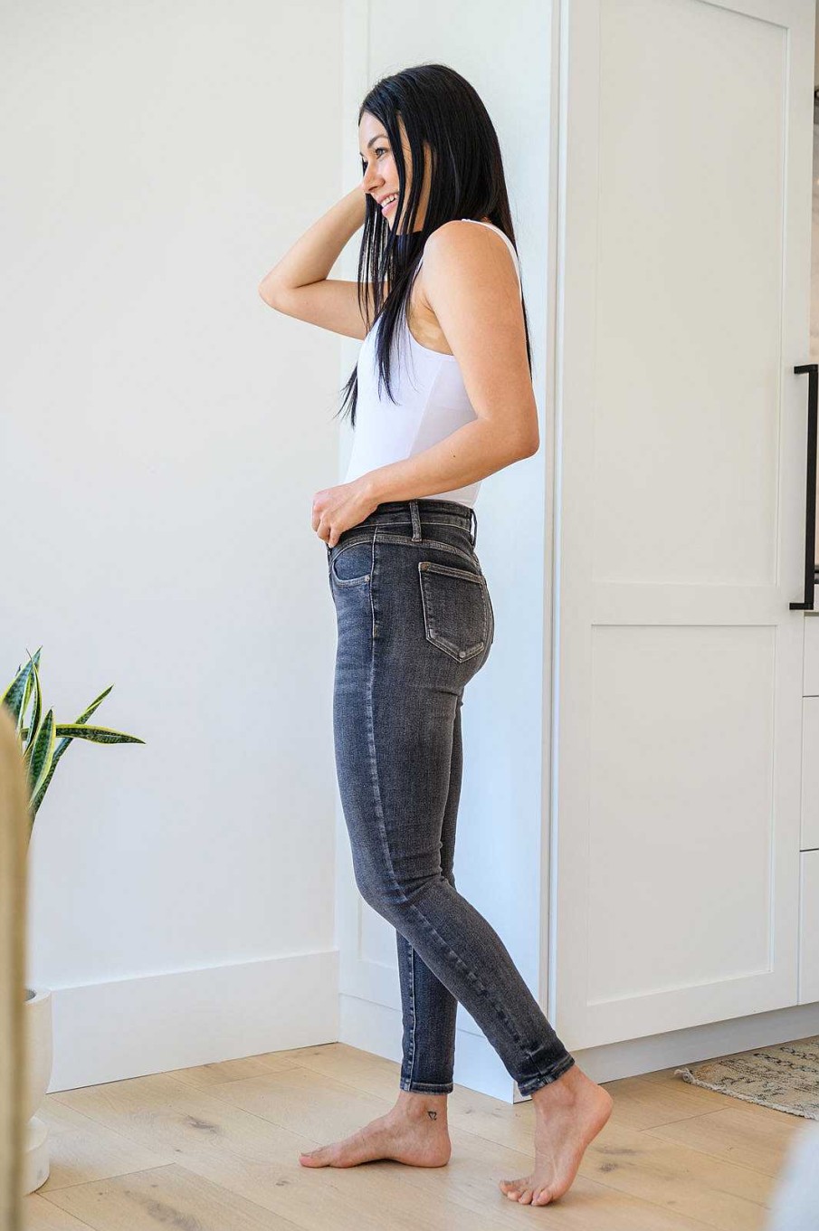 Clothing LH May Sale Denim | Tabitha Front Yoke Skinny Black Wash Jeans By Judy Blue (Ships In 1-2 Weeks)