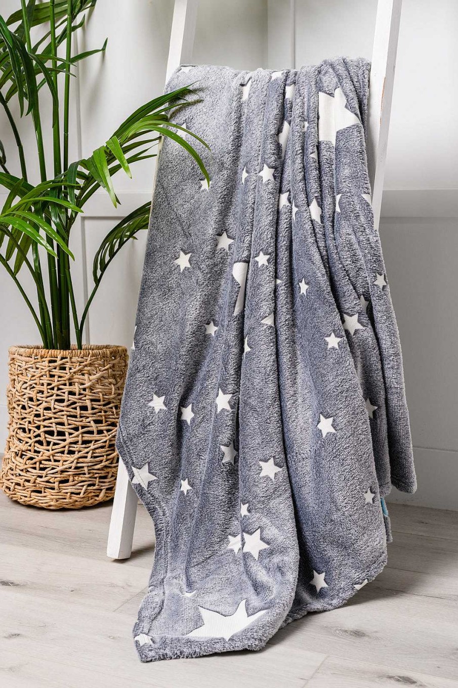 Home Decor Ave Shops | Glow In The Dark Blanket In Gray Star (Ships In 1-2 Weeks)