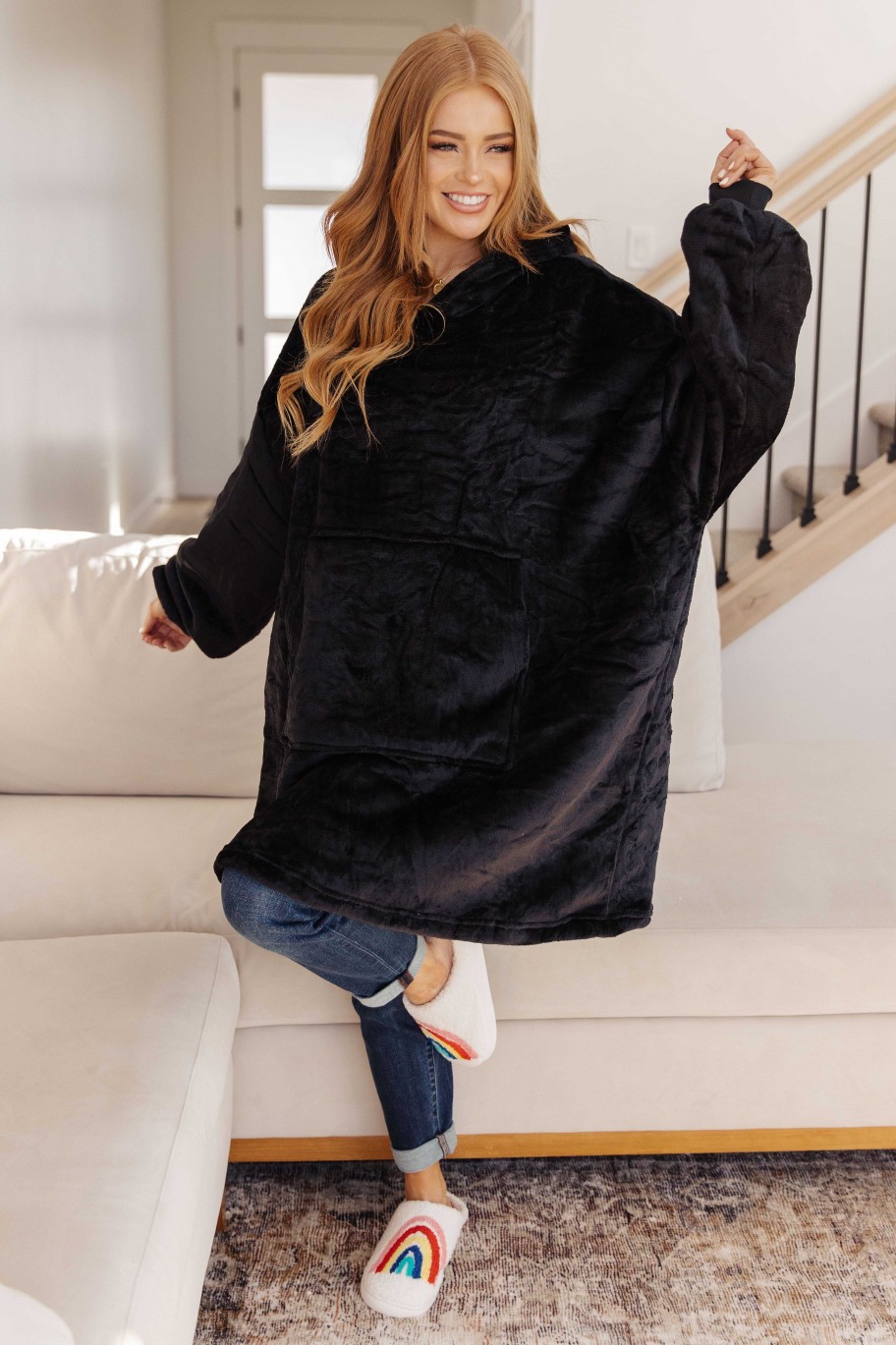 Home Decor Ave Shops | Oversized Velour Blanket Hoodie In Black - 12/4