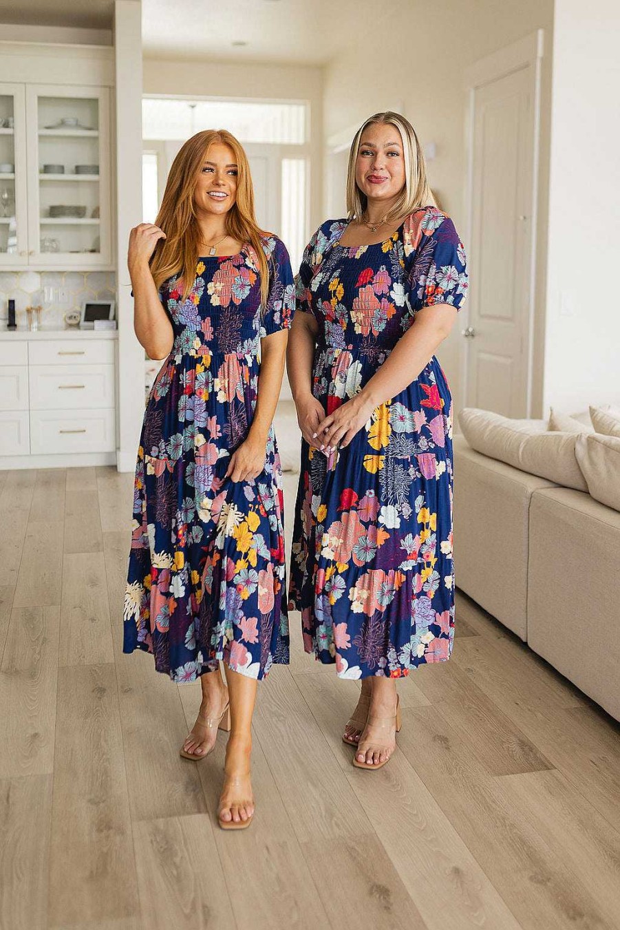 Clothing Ave Shops Maxi Dresses | Farmer'S Market Floral Maxi Dress (Ships In 1-2 Weeks)